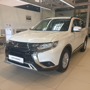 Mitsubishi Outlander 3