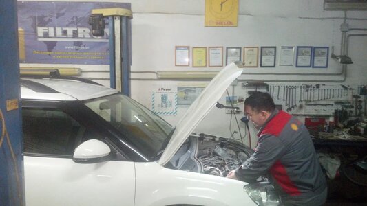 Заправка автокондиционера на авто марки Skoda