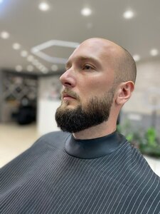 Стрижка усов и бороды