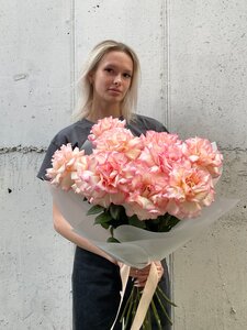 Монобукет из 15 нежно-розовых французских роз