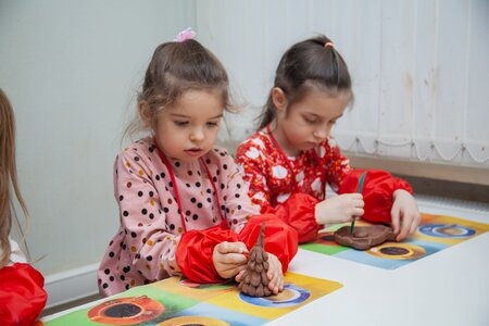 Вечерние занятия проводятся в группах: 5-6 лет