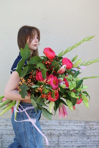 Авторский букет “Coral Charm”