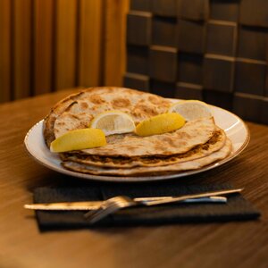 Ламаджо с мясом и сыром 140г