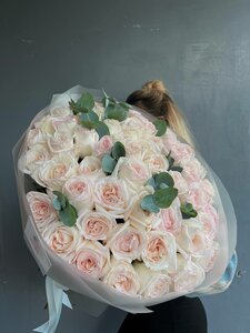 Букет из пионовидных роз