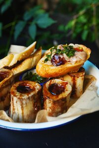 Деликатес, мозговые кости