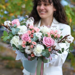 Нежная композиция с хлопком
