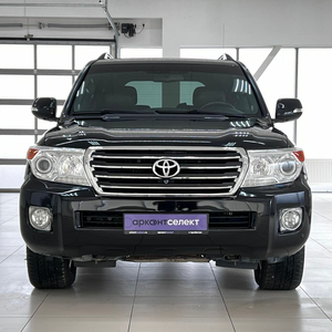 Toyota Land Cruiser '2014 200 Series рестайлинг 1