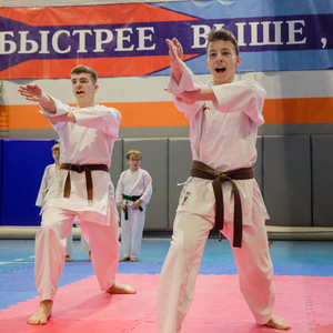 Каратэ для детей от 5 до 15 лет