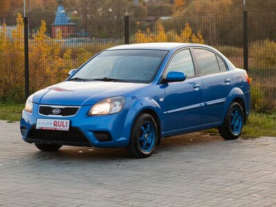 Kia Rio II Рестайлинг 1.4 AT (95 л.с.) Luxe 2011