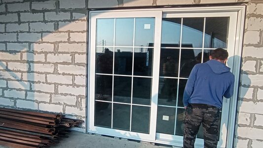 Снятие размеров оконных и дверных проемов (замеры)