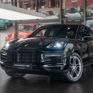 Porsche Cayenne Coupé черный