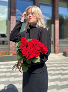 Букет из 11 роз Россия 60см