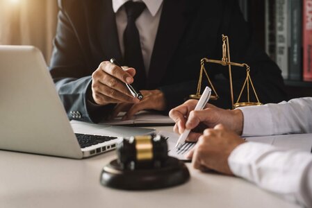 Представление интересов потерпевших от преступлений
