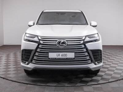 Lexus LX 600 