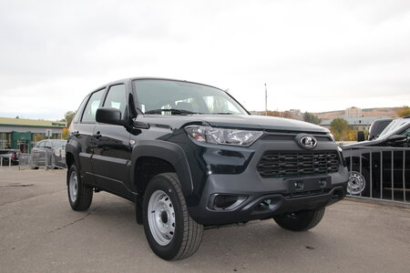 LADA Niva Travel