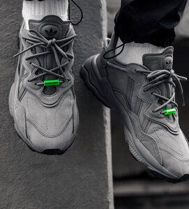 Adidas Ozweego Trail Carbon