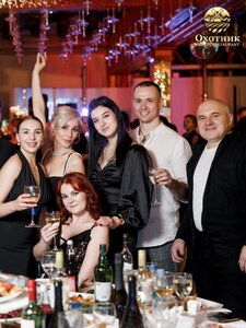 Корпоративные новогодние вечеринки в ресторане Охотник О