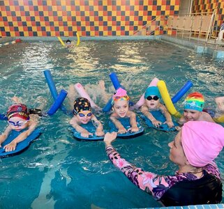 Детское плавание 3-8 лет в мини-группе
