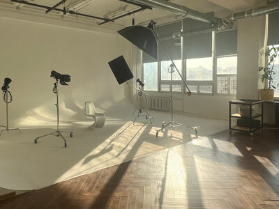 Фотостудия с циклорамой. Студия 100 кв. метров