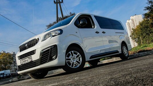Peugeot Traveller