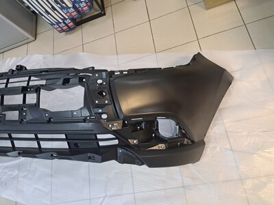 Кузовные детали для легковых автомобилей