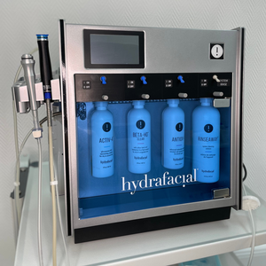 HydraFacial (Хайдрафэшл): аппаратная чистка и увлажнение