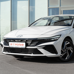 Elantra 