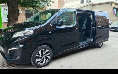 Прокат минивэна Peugeot Traveller Business VIP