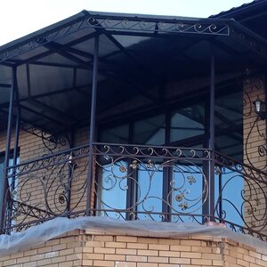 Кованные навесы, козырьки