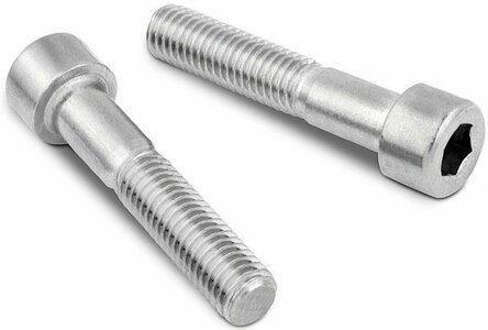 Винт М12*70 с внутренним шестигранником DIN 912, 4 шт.
