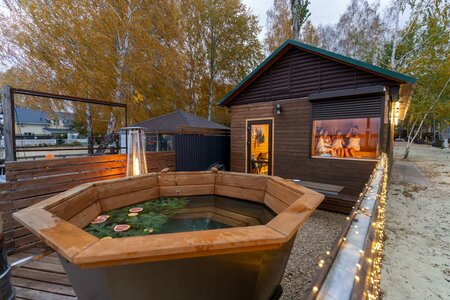 Банный комплекс «Амфибия» с горячим чаном и комнатой отд