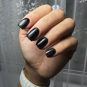 Маникюр