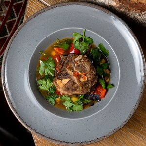 Баранья шея с картофелем и нутом