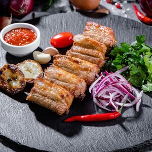 Шашлык из свиных ребрышек