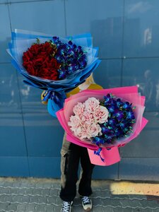 Космический букет с ажурной розой.