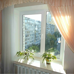Двустворчатое пластиковое окно VEKA Softline-82