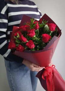 11 роз