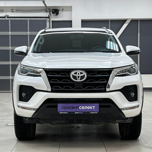 Toyota Fortuner '2020 II Рестайлинг