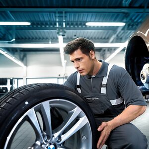  Шиномонтаж BMW в БорисХоф.