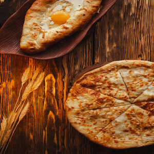 Хачапури (по-аджарски; по-имеретински; по-мегрельски)