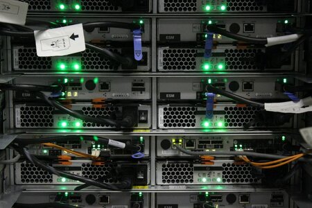 Размещение оборудования (Colocation) 11 Units + 1 кВт 