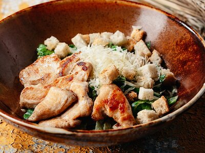 Цезарь с куриной грудкой