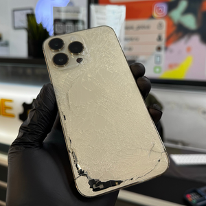 Замена заднего стекла (крышки) iPhone