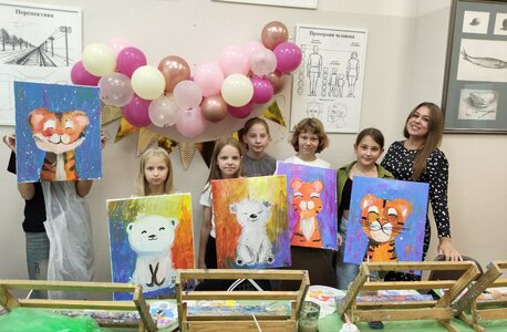 Студия ИЗО "Королева кисточка"