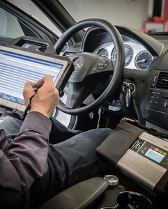 Компьютерная диагностика электронных блоков автомобиля