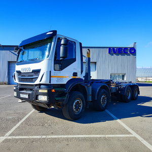 Iveco Trakker, 2014 мультилифт