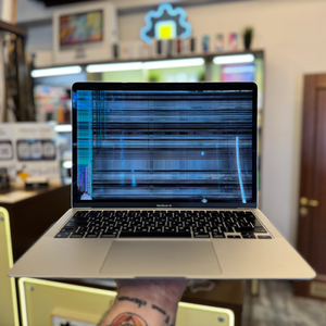 Замена матрицы (экрана) MacBook