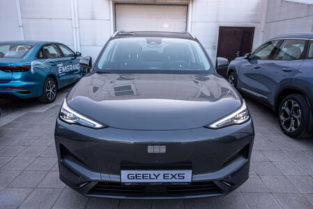 Geely EX5