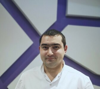  Имплантолог Файзуллин Рамиль