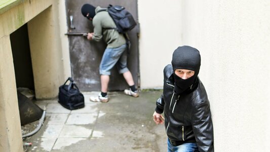Проверка подозреваемого в краже/сливе 